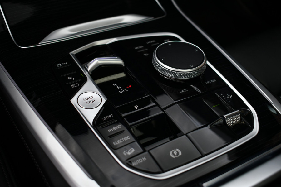 BMW X5 xDrive50e M-Sport Skylounge Comf-stoel ACC 360 HUD H/K 22inch