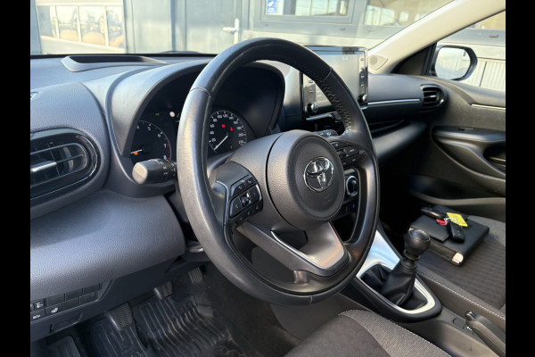 Toyota Yaris 1.5 VVT-i 125pk Business Plus LED/HUD/KEYLESS/CAMERA/WINTERPACK/ADAPT.CRUISE