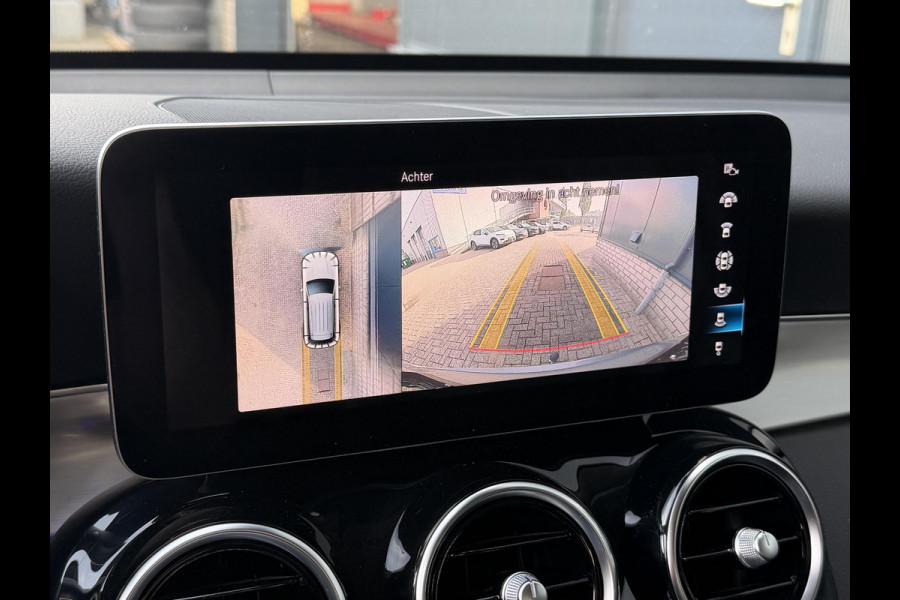 Mercedes-Benz GLC 300e 4MATIC 18"/SOH 87%/Trekhaak/Leder + memory/Stoelverwarming/Matrix LED/Dodehoek/360 camera/Apple Carplay & Android Auto