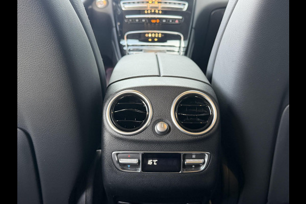 Mercedes-Benz GLC 300e 4MATIC 18"/SOH 87%/Trekhaak/Leder + memory/Stoelverwarming/Matrix LED/Dodehoek/360 camera/Apple Carplay & Android Auto