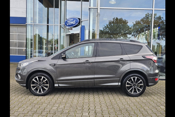 Ford Kuga 1.5 EcoBoost ST Line 150 pk | Trekhaak | 1800 kg trekvermogen | Alcantara leder | Xenon | Camera | PDC v+a | Winterpack | Netjes onderhouden etc.