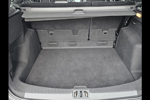 Ford Kuga 1.5 EcoBoost ST Line 150 pk | Trekhaak | 1800 kg trekvermogen | Alcantara leder | Xenon | Camera | PDC v+a | Winterpack | Netjes onderhouden etc.