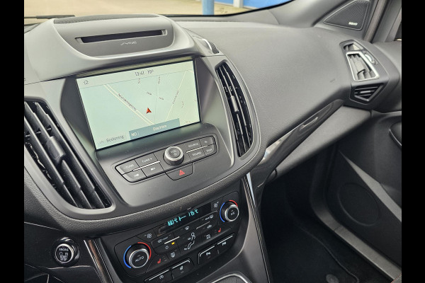 Ford Kuga 1.5 EcoBoost ST Line 150 pk | Trekhaak | 1800 kg trekvermogen | Alcantara leder | Xenon | Camera | PDC v+a | Winterpack | Netjes onderhouden etc.