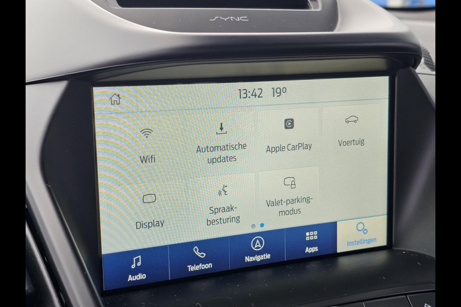 Ford Kuga 1.5 EcoBoost ST Line 150 pk | Trekhaak | 1800 kg trekvermogen | Alcantara leder | Xenon | Camera | PDC v+a | Winterpack | Netjes onderhouden etc.