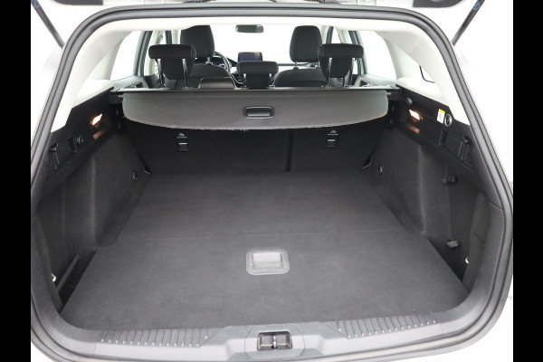 Ford FOCUS Wagon 1.0 EcoBoost Trend Edition Business | Trekhaak wegkl. | Apple Carplay | Navi | Parkeersensoren V&A | Prijs Rijklaar!!