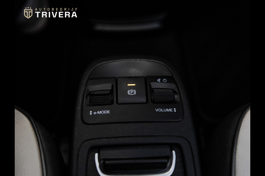 Fiat 500 La Prima cabrio 42 kWh l SoH 95% l AUT.l 360° camera l Stoel verwarming l Leder l CARPLAY l BTW - auto l Dealer onderh.