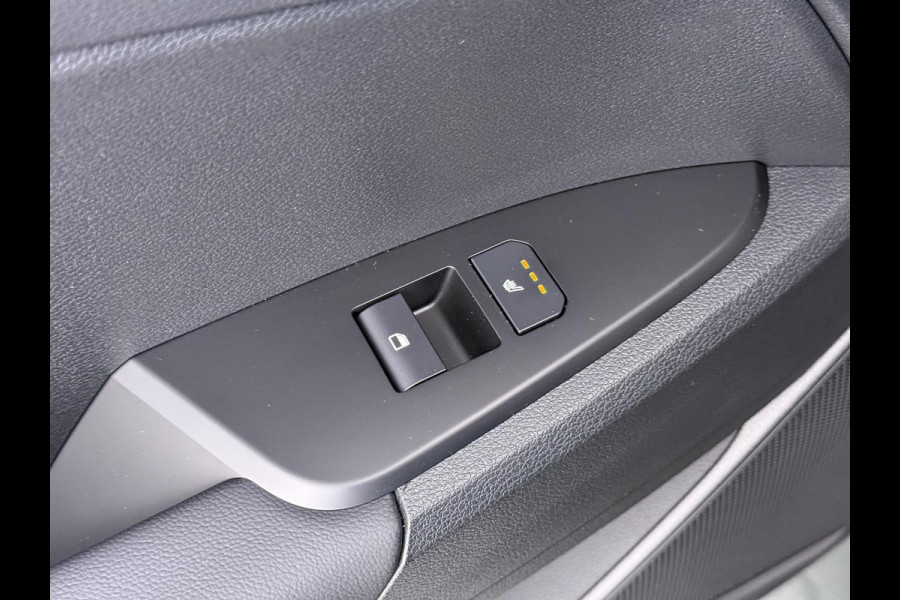 Kia Sportage 1.6 T-GDi Hybrid DynamicLine PHEV NIEUWE AUTO! | 10jr FABR. GARANTIE KIA | ELECTR. ACHTERKLEP | DODEHOEK CENSOR | ELECTR. STOELEN | STOEL en STUURWIELVERWARMING