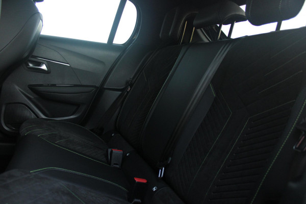 Peugeot 208 1.2 Hybrid 145PK AUTOMAAT GT PACK | ELEKTRISCH BEDIENBARE BESTUURDERSSTOEL MET MASSAGE FUNCTIE | ALCANTARA BEKLEDING | STOEL VERWARMING | CRUISE CONTROL | DAB+ RADIO | APPLE CARPLAY/ANDROID AUTO | FULL LED KOPLAMPEN | KEYLESS ENTRY/START | 17" LICHTMETALEN VELGEN | CLIMATE CONTROL | PARKEERSENSOREN VOOR + ACHTER | ACHTERUITRIJ CAMERA | SFEERVERLICHTING |