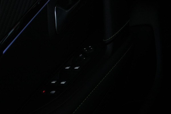 Peugeot 208 1.2 Hybrid 145PK AUTOMAAT GT PACK | ELEKTRISCH BEDIENBARE BESTUURDERSSTOEL MET MASSAGE FUNCTIE | ALCANTARA BEKLEDING | STOEL VERWARMING | CRUISE CONTROL | DAB+ RADIO | APPLE CARPLAY/ANDROID AUTO | FULL LED KOPLAMPEN | KEYLESS ENTRY/START | 17" LICHTMETALEN VELGEN | CLIMATE CONTROL | PARKEERSENSOREN VOOR + ACHTER | ACHTERUITRIJ CAMERA | SFEERVERLICHTING |