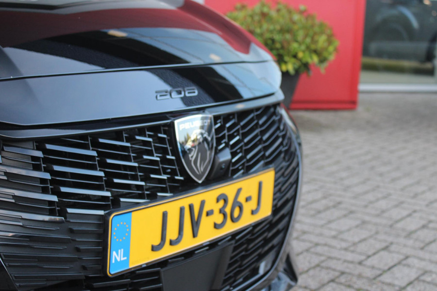 Peugeot 208 1.2 Hybrid 145PK AUTOMAAT GT PACK | ELEKTRISCH BEDIENBARE BESTUURDERSSTOEL MET MASSAGE FUNCTIE | ALCANTARA BEKLEDING | STOEL VERWARMING | CRUISE CONTROL | DAB+ RADIO | APPLE CARPLAY/ANDROID AUTO | FULL LED KOPLAMPEN | KEYLESS ENTRY/START | 17" LICHTMETALEN VELGEN | CLIMATE CONTROL | PARKEERSENSOREN VOOR + ACHTER | ACHTERUITRIJ CAMERA | SFEERVERLICHTING |