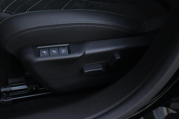 Peugeot 208 1.2 Hybrid 145PK AUTOMAAT GT PACK | ELEKTRISCH BEDIENBARE BESTUURDERSSTOEL MET MASSAGE FUNCTIE | ALCANTARA BEKLEDING | STOEL VERWARMING | CRUISE CONTROL | DAB+ RADIO | APPLE CARPLAY/ANDROID AUTO | FULL LED KOPLAMPEN | KEYLESS ENTRY/START | 17" LICHTMETALEN VELGEN | CLIMATE CONTROL | PARKEERSENSOREN VOOR + ACHTER | ACHTERUITRIJ CAMERA | SFEERVERLICHTING |