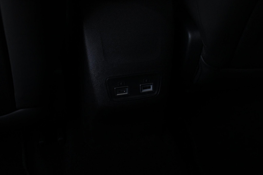 Peugeot 208 1.2 Hybrid 145PK AUTOMAAT GT PACK | ELEKTRISCH BEDIENBARE BESTUURDERSSTOEL MET MASSAGE FUNCTIE | ALCANTARA BEKLEDING | STOEL VERWARMING | CRUISE CONTROL | DAB+ RADIO | APPLE CARPLAY/ANDROID AUTO | FULL LED KOPLAMPEN | KEYLESS ENTRY/START | 17" LICHTMETALEN VELGEN | CLIMATE CONTROL | PARKEERSENSOREN VOOR + ACHTER | ACHTERUITRIJ CAMERA | SFEERVERLICHTING |