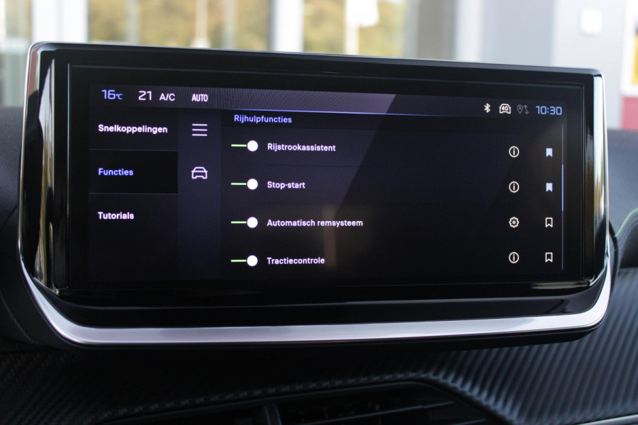 Peugeot 208 1.2 Hybrid 145PK AUTOMAAT GT PACK | ELEKTRISCH BEDIENBARE BESTUURDERSSTOEL MET MASSAGE FUNCTIE | ALCANTARA BEKLEDING | STOEL VERWARMING | CRUISE CONTROL | DAB+ RADIO | APPLE CARPLAY/ANDROID AUTO | FULL LED KOPLAMPEN | KEYLESS ENTRY/START | 17" LICHTMETALEN VELGEN | CLIMATE CONTROL | PARKEERSENSOREN VOOR + ACHTER | ACHTERUITRIJ CAMERA | SFEERVERLICHTING |