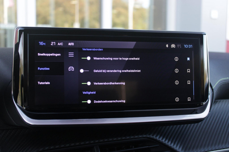 Peugeot 208 1.2 Hybrid 145PK AUTOMAAT GT PACK | ELEKTRISCH BEDIENBARE BESTUURDERSSTOEL MET MASSAGE FUNCTIE | ALCANTARA BEKLEDING | STOEL VERWARMING | CRUISE CONTROL | DAB+ RADIO | APPLE CARPLAY/ANDROID AUTO | FULL LED KOPLAMPEN | KEYLESS ENTRY/START | 17" LICHTMETALEN VELGEN | CLIMATE CONTROL | PARKEERSENSOREN VOOR + ACHTER | ACHTERUITRIJ CAMERA | SFEERVERLICHTING |