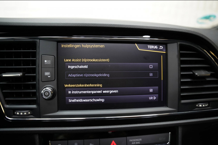 Seat Leon 1.4 EcoTSI FR PANO VIRTUAL SFEER KEYLES CAM ACC