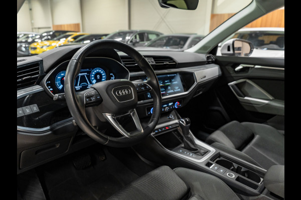 Audi Q3 45 TFSI e edition, Matrix LED, Virtual Cockpit, Apple Carplay, ACC, Clima, PDC, Android Auto, Volledig Onderhoud