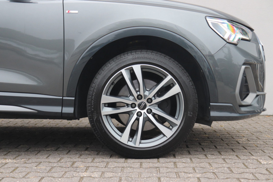 Audi Q3 45 TFSI e (2x) S-line Sfeerverl. LED Virtual Camera