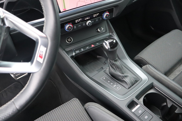Audi Q3 45 TFSI e (2x) S-line Sfeerverl. LED Virtual Camera