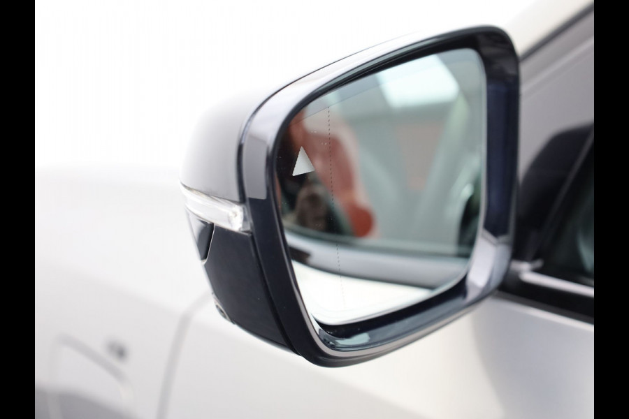 BMW 3-serie 330e High Executive | Schuif/Kanteldak | Head up | Laser Led | Memory | Harman Kardon | Trekhaak | Prijs Rijklaar!!