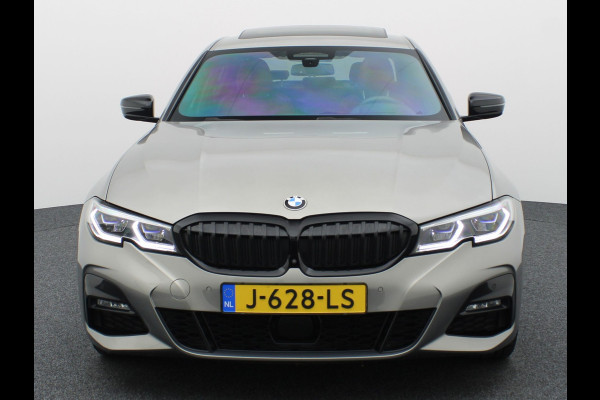 BMW 3-serie 330e High Executive | Schuif/Kanteldak | Head up | Laser Led | Memory | Harman Kardon | Trekhaak | Prijs Rijklaar!!