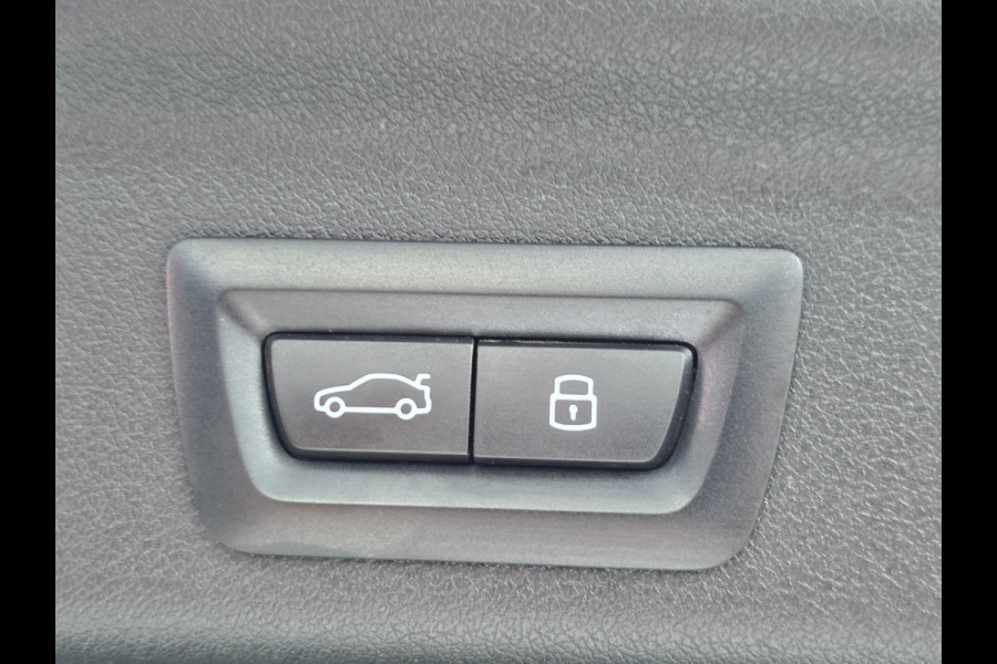 BMW iX1 EDrive20 67 kWh | NAP | 100% SOH | PANO | LEDER | TREKHAAK