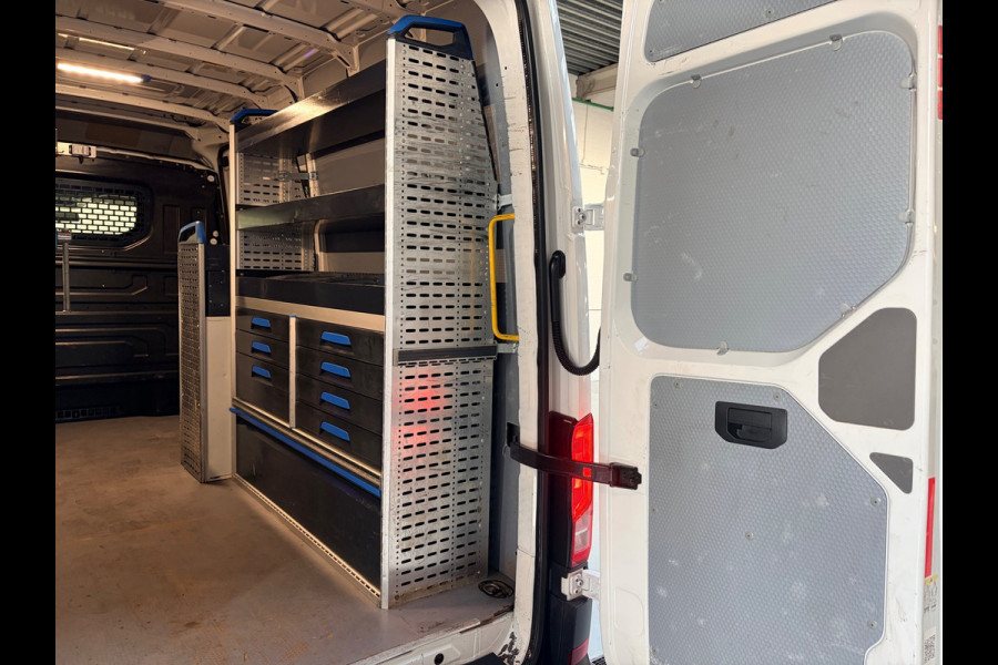 Volkswagen Crafter Servicewagen 35 2.0 TDI 140pk L3H3 Highline Sortimo Victron v230 Standkachel Trekhaak 3000KG RIJKLAARPRIJS