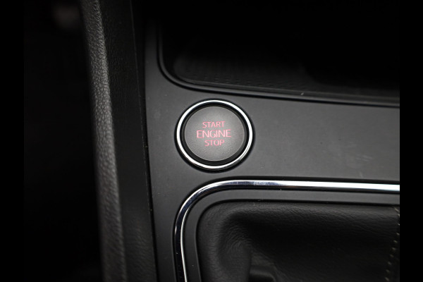 Seat Leon 1.0 TSI Style Ultimate Edition | Camera | Keyless | Apple Carplay \ Android | Prijs Rijklaar!!