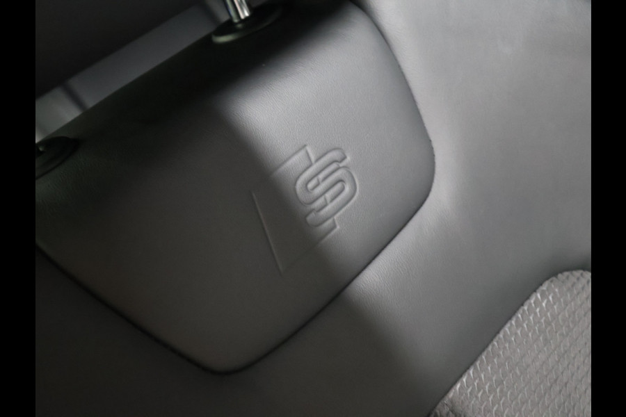 Audi A6 Avant 55 TFSI e quattro Competition [MAXTON DESIGN, ADAPTIVE, CARBON, SCHUIFKANTELDAK, APPLE CARPLAY, ANDROID, TREKHAAK, HEAD-UP DISPLAY, DIGITAL DASH, CRUISE CONTROL, STOELVERWARMING, MEMORY SEATS, VOOR + ACHTER CAMERA, SLINE,