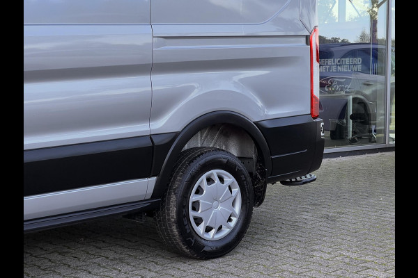 Ford Transit 350 2.0 TDCI L2H2 Trend Betimmerde Laadruimte | Verwarmde Voorruit | Cruise Control |