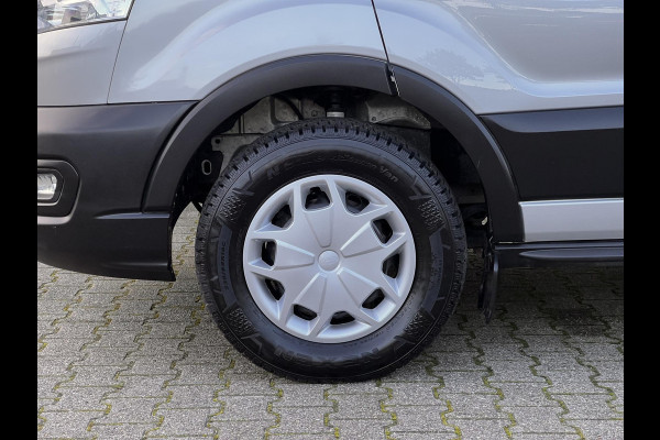Ford Transit 350 2.0 TDCI L2H2 Trend Betimmerde Laadruimte | Verwarmde Voorruit | Cruise Control |