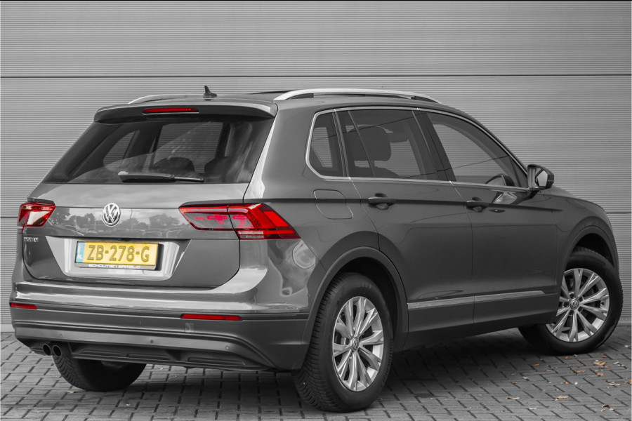 Volkswagen Tiguan 1.5 TSI ACT Comfortline Business Pano ACC Trekhaak