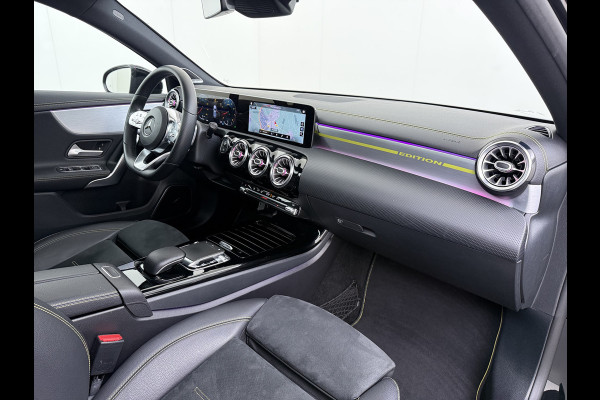 Mercedes-Benz A-Klasse A 250 AMG line | Pano Distronic Multibeam Burmester