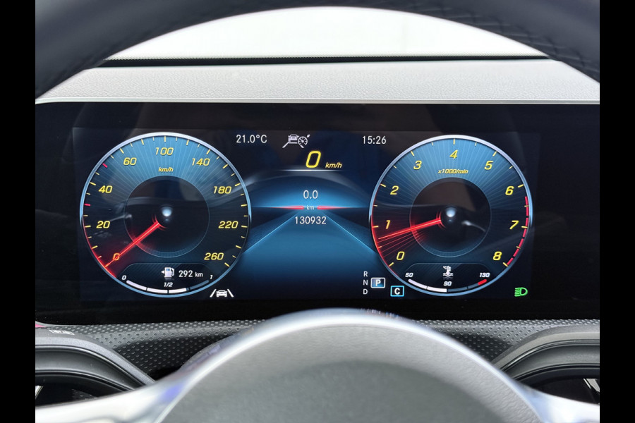 Mercedes-Benz A-Klasse A 250 AMG line | Pano Distronic Multibeam Burmester