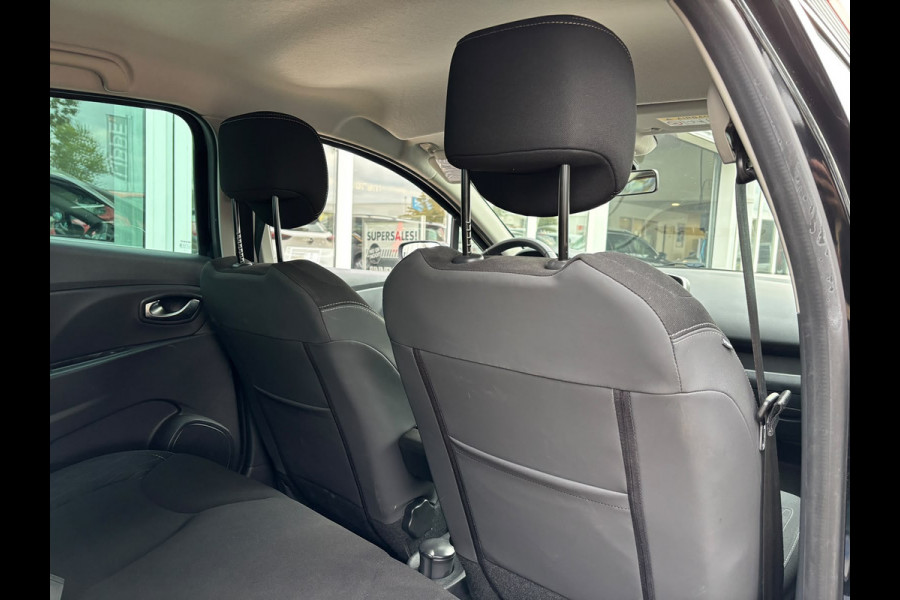 Renault Clio 0.9 TCe Limited | Parkeersensoren | Bluetooth | Keyless | Navi | Cruise