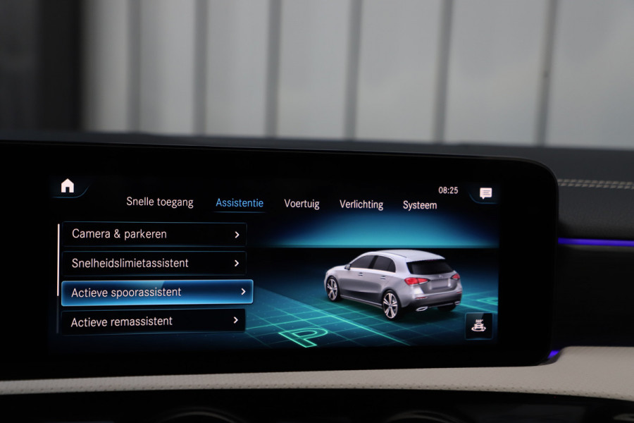Mercedes-Benz A-Klasse 250e Business Solution | 218PK | Memory | Keyless-go | Pano | Leder | Sfeerverlichting+ | Widescreen | Camera | Standkachel | 20