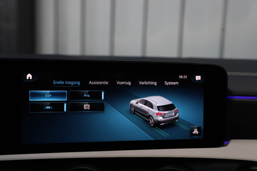Mercedes-Benz A-Klasse 250e Business Solution | 218PK | Memory | Keyless-go | Pano | Leder | Sfeerverlichting+ | Widescreen | Camera | Standkachel | 20
