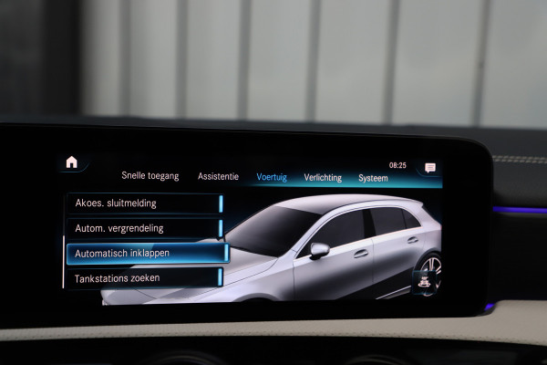 Mercedes-Benz A-Klasse 250e Business Solution | 218PK | Memory | Keyless-go | Pano | Leder | Sfeerverlichting+ | Widescreen | Camera | Standkachel | 20