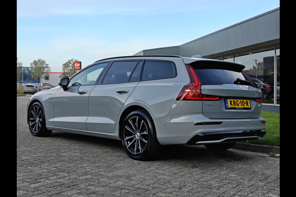 Volvo V60 T8 455PK Plug-in hybrid AWD Plus Dark | BLIS | ACC | Trekhaak | Pano | HUD | H&K | Elektr. Stoelen | 360 Camera |