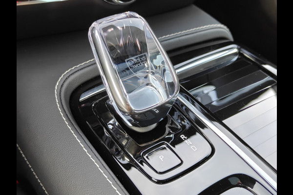 Volvo V60 T8 455PK Plug-in hybrid AWD Plus Dark | BLIS | ACC | Trekhaak | Pano | HUD | H&K | Elektr. Stoelen | 360 Camera |