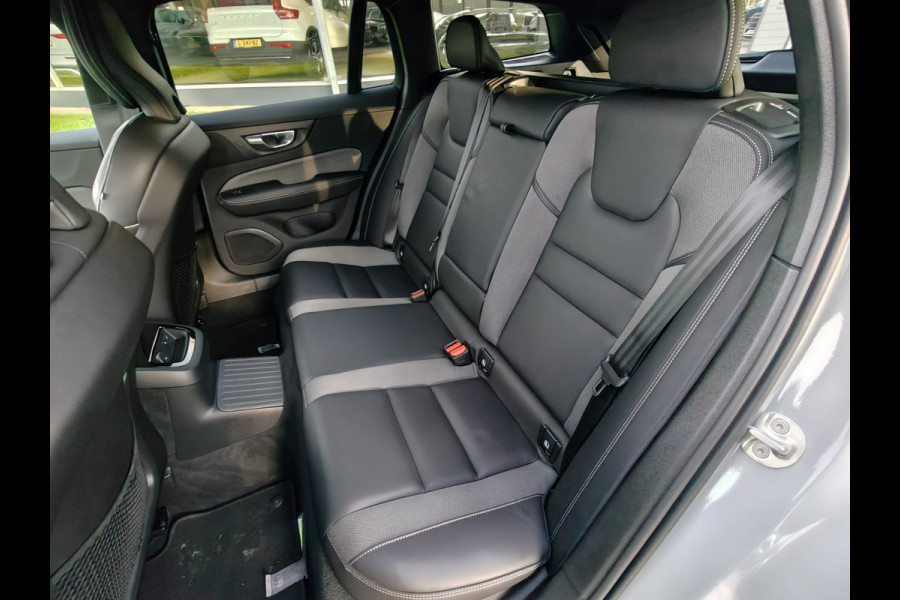 Volvo V60 T8 455PK Plug-in hybrid AWD Plus Dark | BLIS | ACC | Trekhaak | Pano | HUD | H&K | Elektr. Stoelen | 360 Camera |