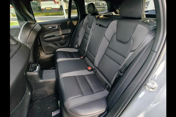 Volvo V60 T8 455PK Plug-in hybrid AWD Plus Dark | BLIS | ACC | Trekhaak | Pano | HUD | H&K | Elektr. Stoelen | 360 Camera |