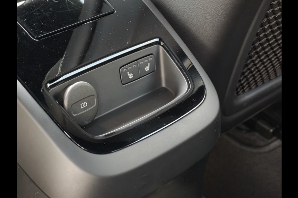 Volvo V60 T8 455PK Plug-in hybrid AWD Plus Dark | BLIS | ACC | Trekhaak | Pano | HUD | H&K | Elektr. Stoelen | 360 Camera |