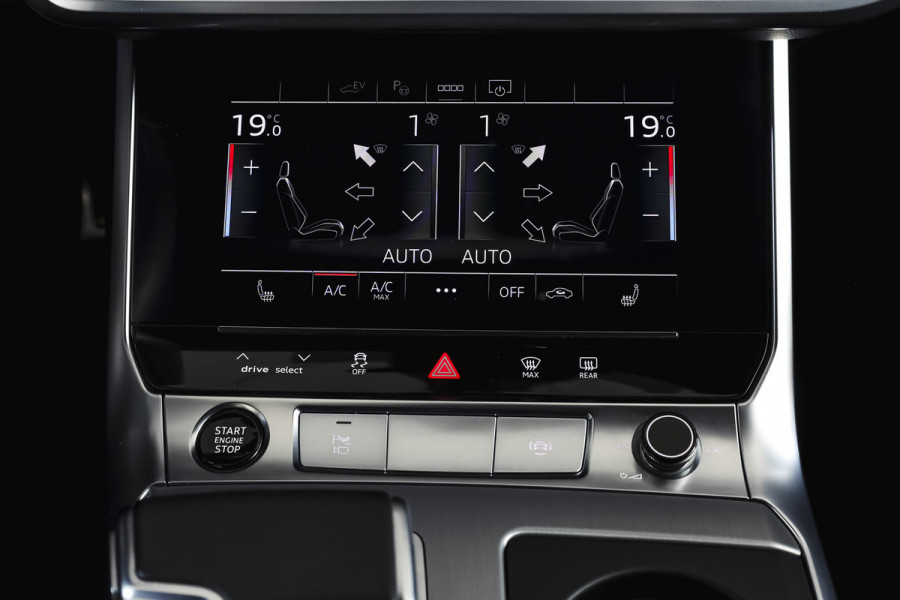 Audi A6 Avant 55 TFSI e quattro S edition Competition | S/K-Panodak | Adapt. Cruise | Stoelverw. | PDC | Camera | NAV + App. Connect | ECC | Elek. Klep | LM 21" |