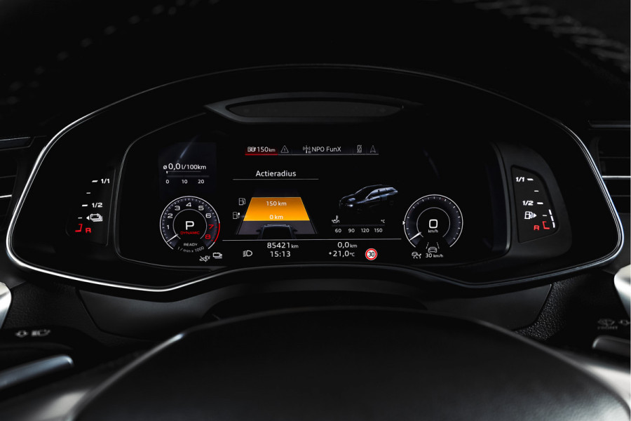 Audi A6 Avant 55 TFSI e quattro S edition Competition | S/K-Panodak | Adapt. Cruise | Stoelverw. | PDC | Camera | NAV + App. Connect | ECC | Elek. Klep | LM 21" |