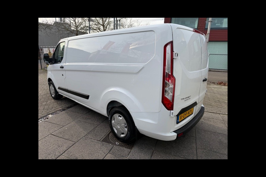 Ford Transit Custom 300 2.0 TDCI L2H1 Trend AIRCO I PDC I 3-ZITS I 1e EIGENAAR I COMPLETE ONDERHOUDSHISTORIE DISTRIBUTIE VERVANGEN