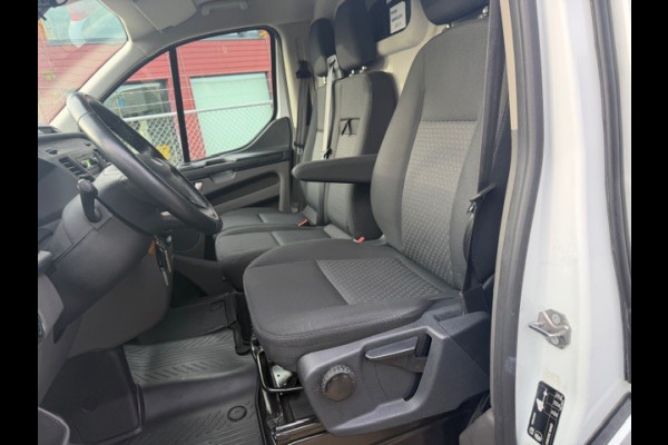 Ford Transit Custom 300 2.0 TDCI L2H1 Trend AIRCO I PDC I 3-ZITS I 1e EIGENAAR I COMPLETE ONDERHOUDSHISTORIE DISTRIBUTIE VERVANGEN