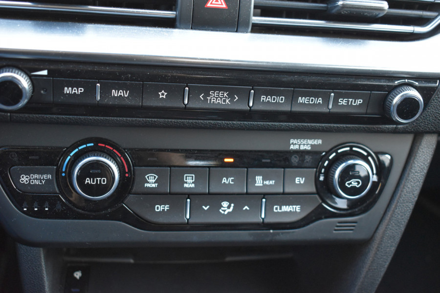 Kia e-Niro ExecutiveLine 64 kWh Soh 97,4% Btw auto Luxe uitvoering