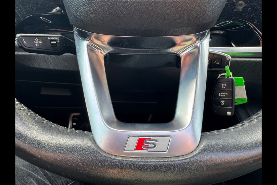 Audi Q3 35 TFSI 2X S Line Pano Matrix Camera Leder Virtual ACC Stoelverw.