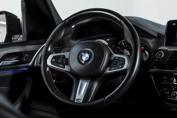 BMW X3 xDrive20i 184 PK High Executive Org. NL | M-Sport | Afn. Trekhaak | All season | Cruise | Stoelverw. | PDC | Camera | NAV | ECC | Elek. Klep | LM 20" |