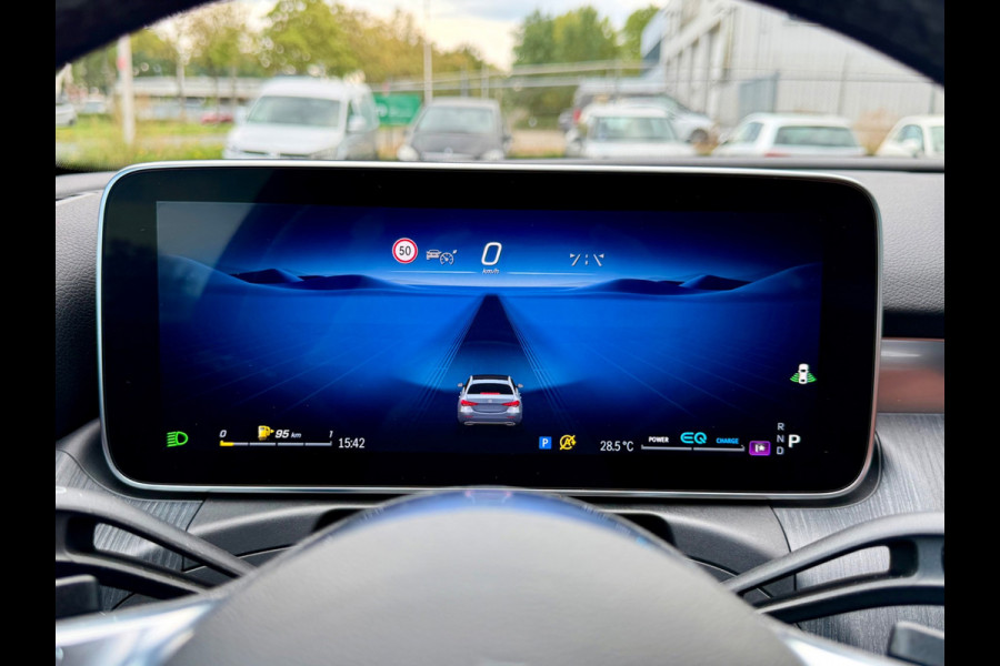 Mercedes-Benz C-Klasse 200 Luxury Line, 1e eigenaar, NAP, CarPlay, Leder, DISTRONIC, 18 inch